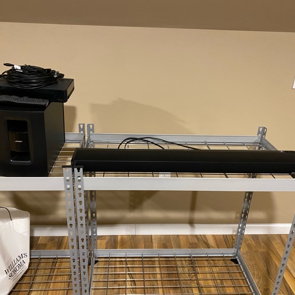 Bose AV 130 - Picture 1 of 4